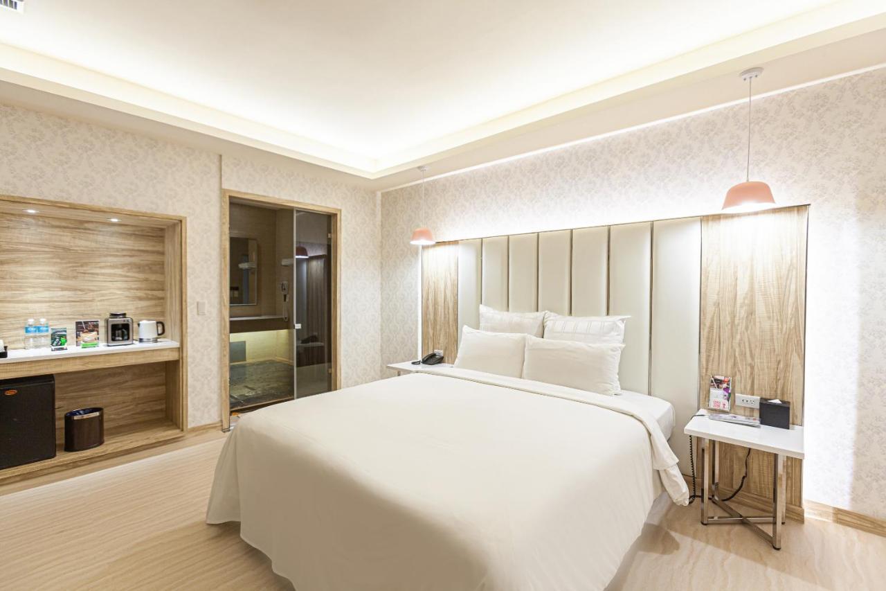 Six Star Motel-Zhongli Buitenkant foto